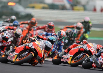 Dura pelea de Marc por el cuarto lugar en Misano