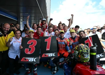 TEAM LAGLISSE SHINES IN THEIR FIRST WEEKEND OF THE ESBK