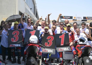 EL TEAM LAGLISSE SIGUE ARRASANDO ALLÁ DONDE COMPITE