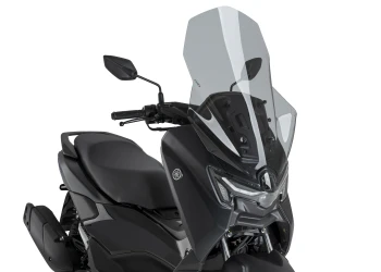 Puig lancia il nuovo parabrezza V-Tech Line Touring: massima protezione e design per la tua moto