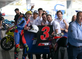 TORNADA A L’ACCÍÓ