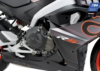 Motorschutzhauben Track für Championship