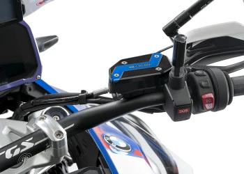 Protezione tappo serbatoio fuido freno anteriore