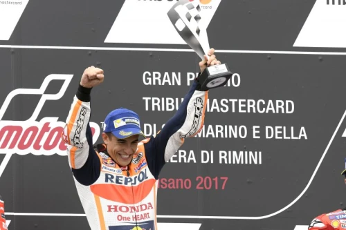 Poderosa victoria de Márquez en un Misano lluvioso para recuperar el liderato del campeonato