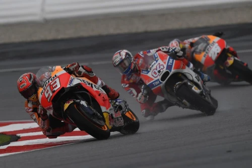 Honda secures 2017 Constructor Title in Malaysia, Rider Title to be decided in Valencia