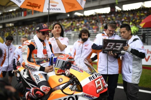 Honda secures 2017 Constructor Title in Malaysia, Rider Title to be decided in Valencia