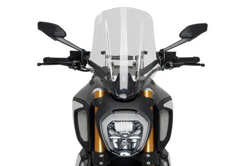 Improve the aerodynamics of your Ducati Diavel with Puig Screen