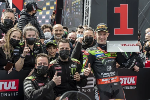 Ein Sieg und zwei Podiumsplätze für Rea in Aragón