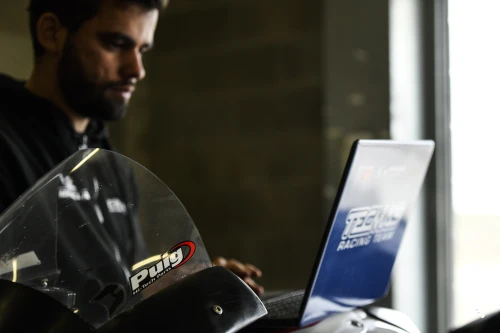 Triumph in Jerez and Le Mans: The triumphant start of ESBK and FSBK riders