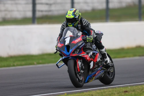Foray and Arbel Conquer the Magny-Cours Circuit 