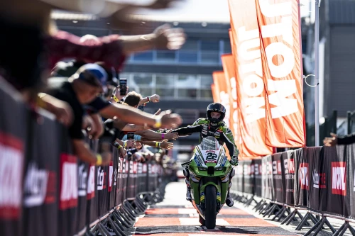 Tras 2.331 dias, Alex Lowes vuelve a lo más alto