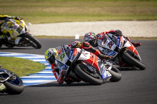 EL MUNDIAL DE SUPERBIKES ARRANCA AMB INTENSITAT A AUSTRÀLIA: PRIMERA RONDA COMPLETADA