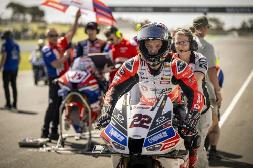 EL MUNDIAL DE SUPERBIKES ARRANCA CON INTENSIDAD EN AUSTRALIA: PRIMERA RONDA COMPLETADA
