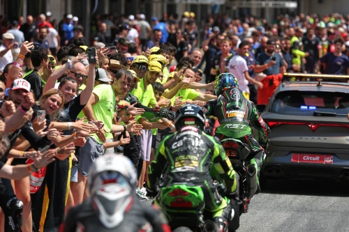 SUCCESSO DI PUIG ALLE 24H MOTO BARCELLONA-CATALOGNA MARTIMOTOS