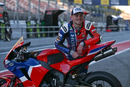 Gran debut d’Archie McDonald amb el Team Laglisse al Campionat d’Europa de Stock