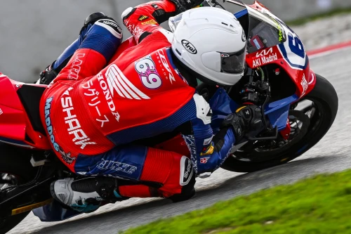 Gran debut d’Archie McDonald amb el Team Laglisse al Campionat d’Europa de Stock